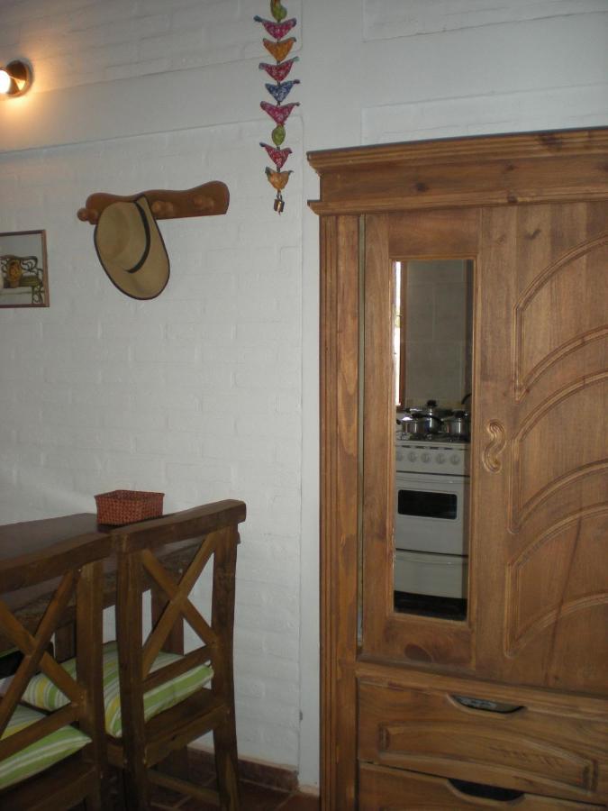 Cabanas Farah Estancia Vieja Ideal Para 2 A 3 Huespedes Villa Carlos Paz Exteriör bild